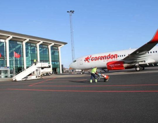 Corendon-fly i Aalborg Lufthavn